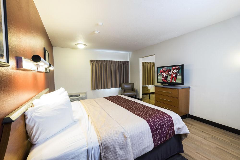Red Roof Inn Plus+ South Deerfield - Amherst Zewnętrze zdjęcie